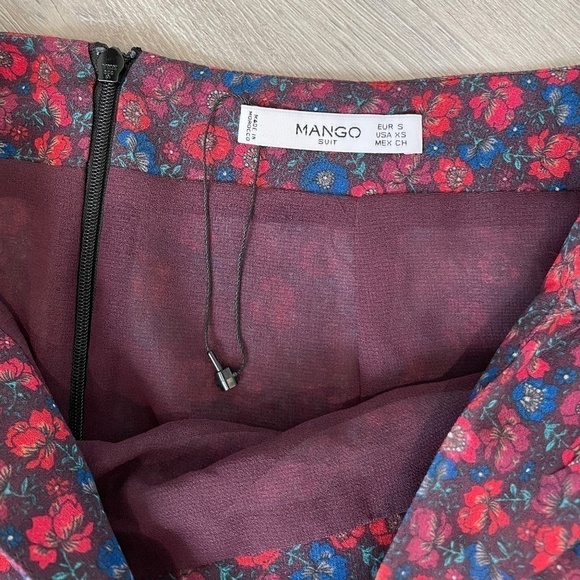 Mango Suit Draped Red Floral Print Mini Skirt w/ Slit - Picture 6 of 7